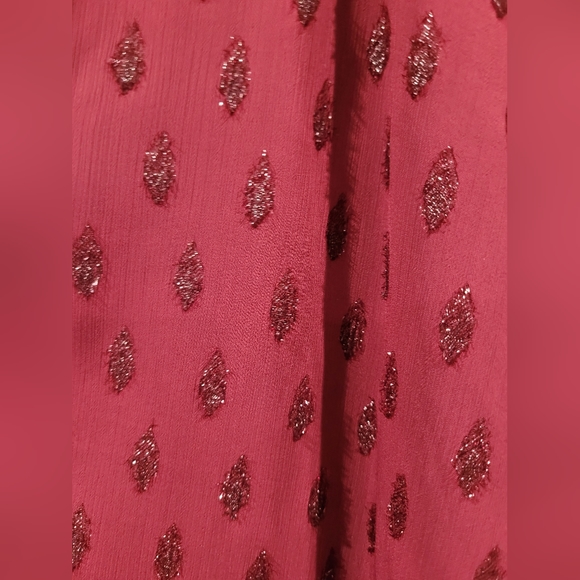 Beautiful raspberry colored dress from Lulu's. Size 4. - Picture 5 of 5